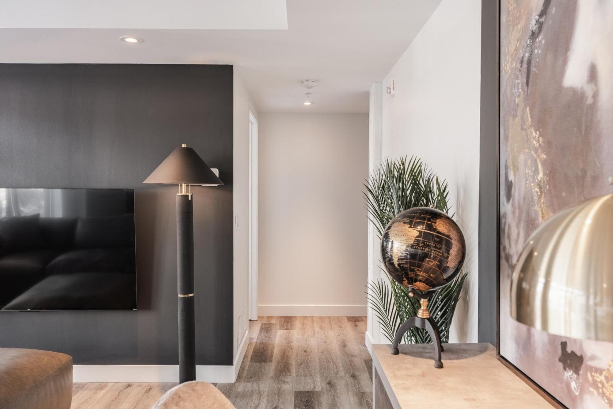 Westview Luxury Suites Ottawa Exterior foto
